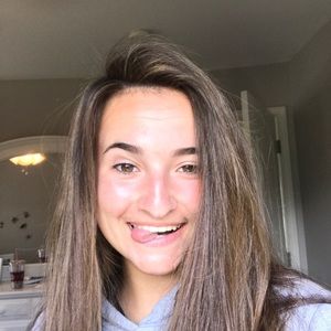 Meet your Posher, Maddy